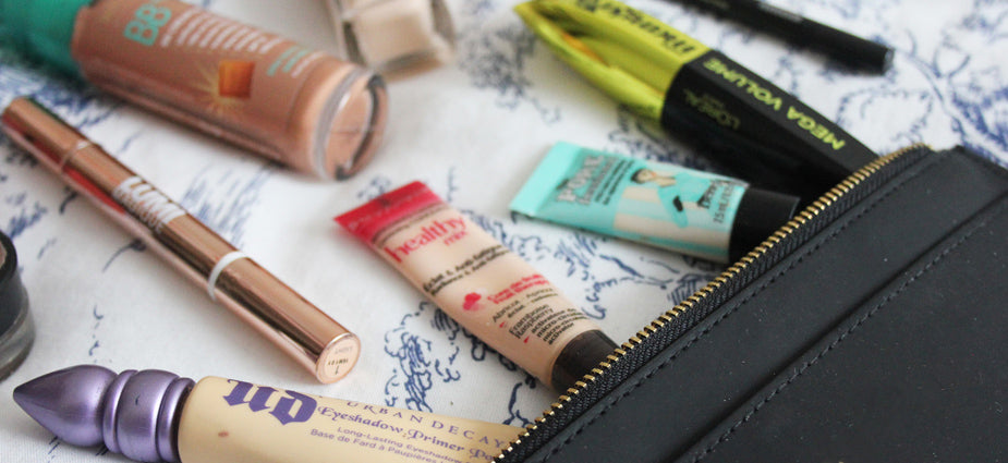 How to organize your makeup bag